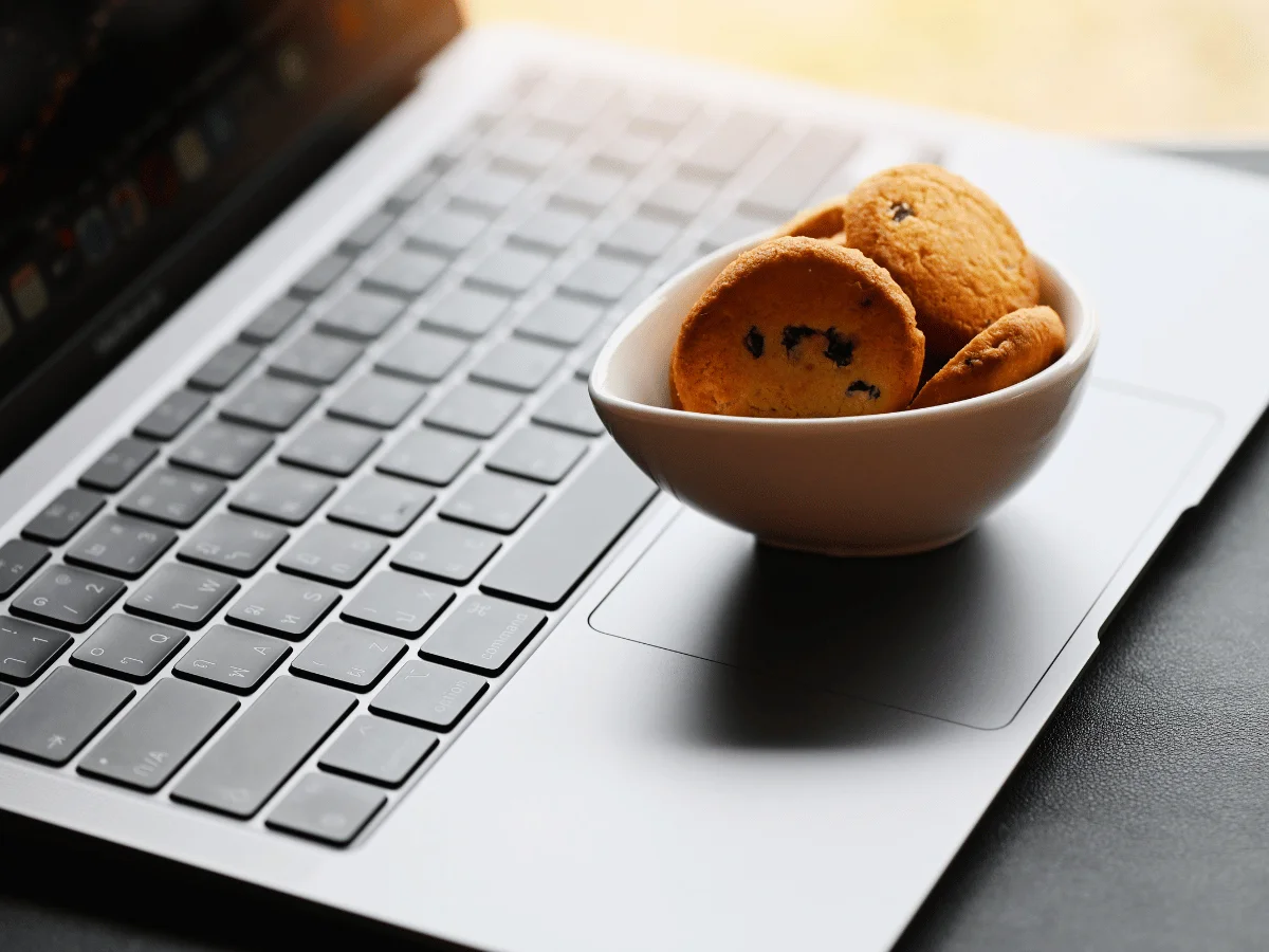How we use cookies to run the website