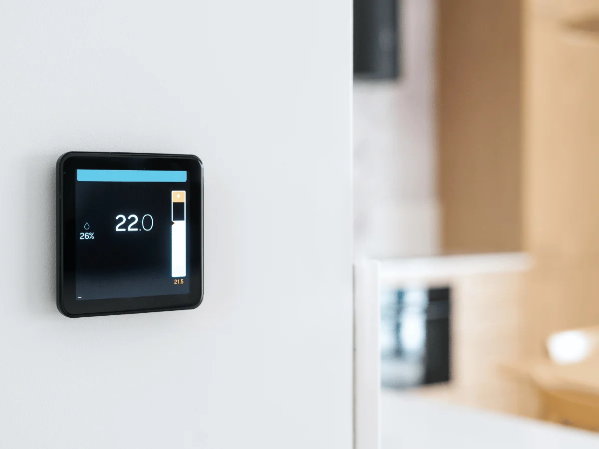 BaseLink offers local gas and heating engineers for thermostat repair and replacement service